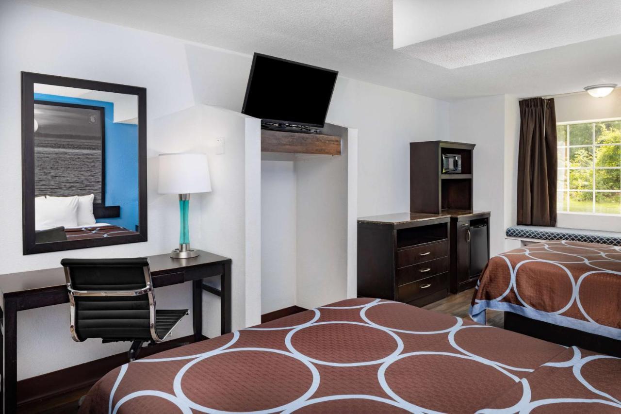 Super 8 By Wyndham Pensacola Hotel Ferry Pass Luaran gambar