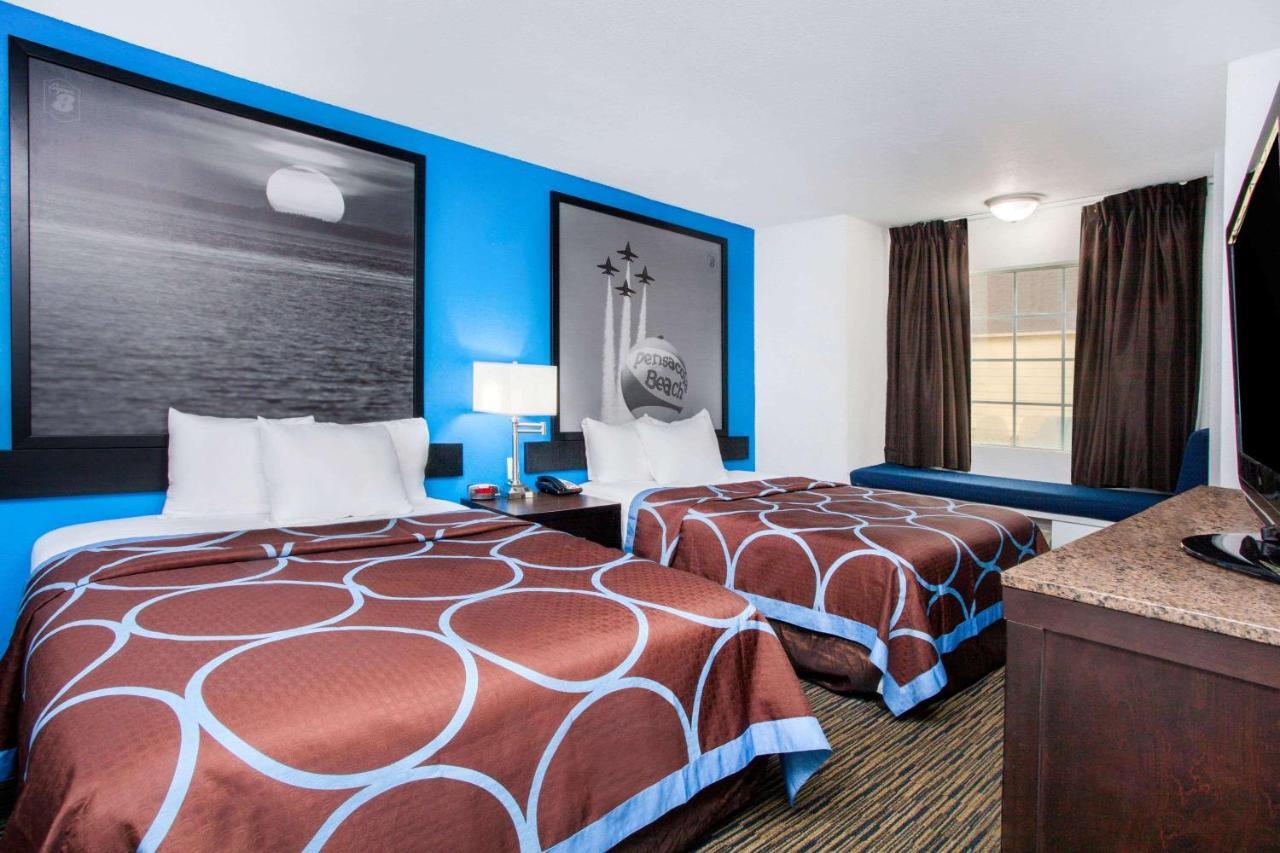 Super 8 By Wyndham Pensacola Hotel Ferry Pass Luaran gambar